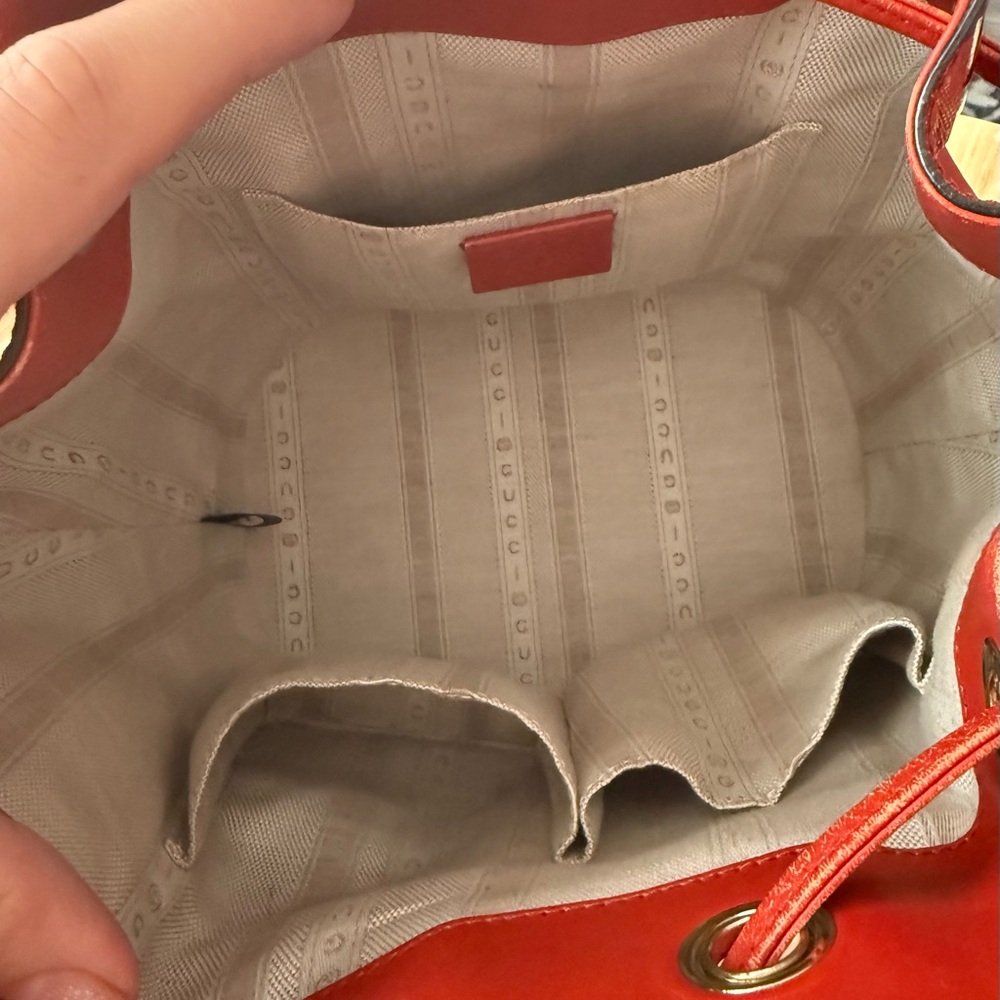 Gucci ❤️🔥EUC Diamante RED Leather Bucket Bag Crossbody Bag - Picture 13 of 13